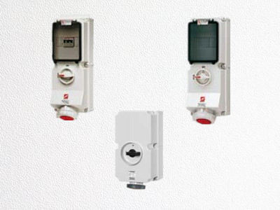 曼奈柯斯 帶開關、機械連鎖和熔斷器的明裝插座